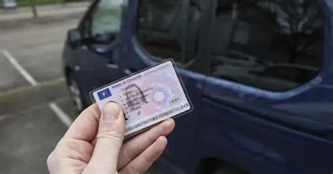 Acheter un permis bateau / Acheter un permis de conduire en France